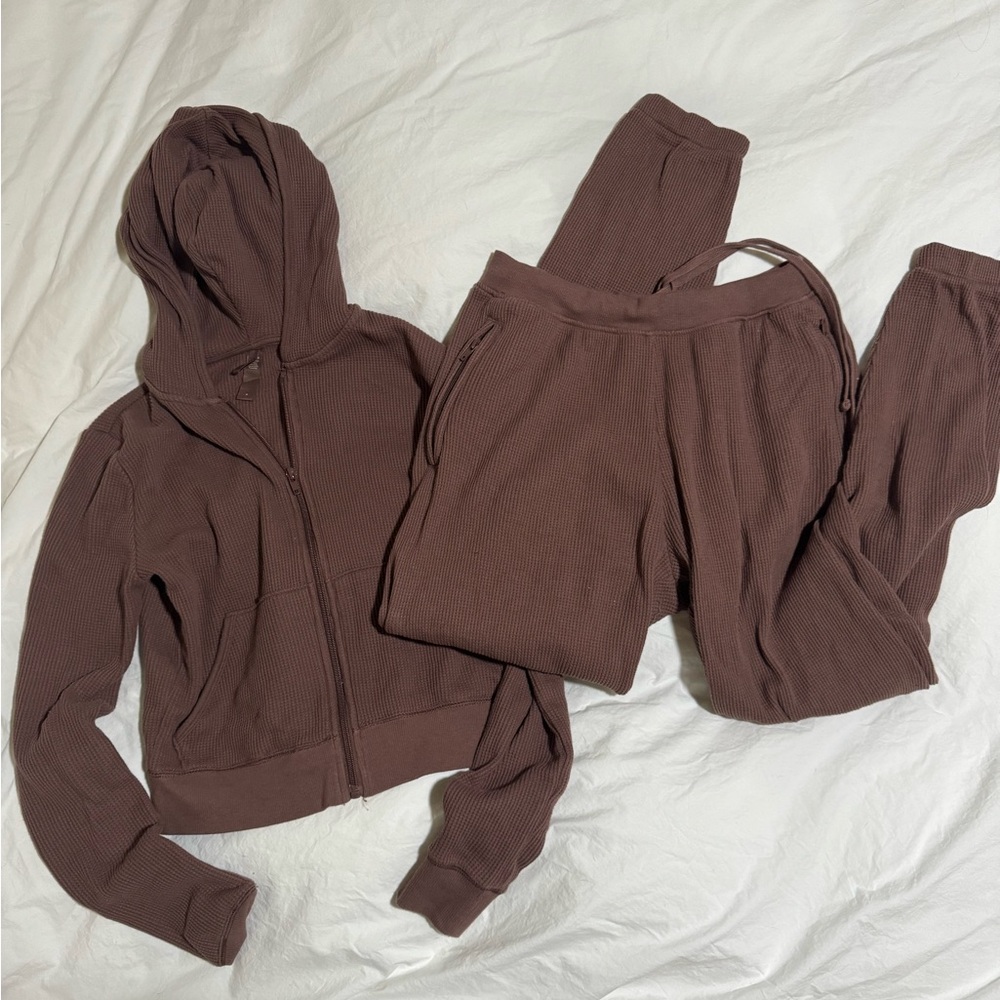 Skims sweat set